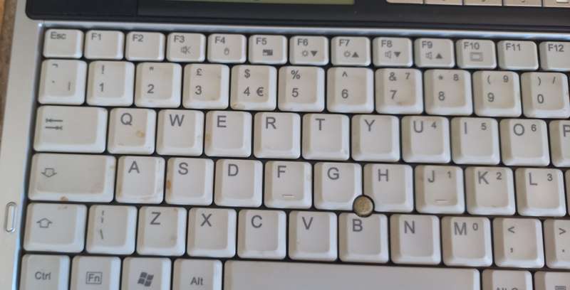 Fujitsu Siemens Lifebook Windows XP Laptop