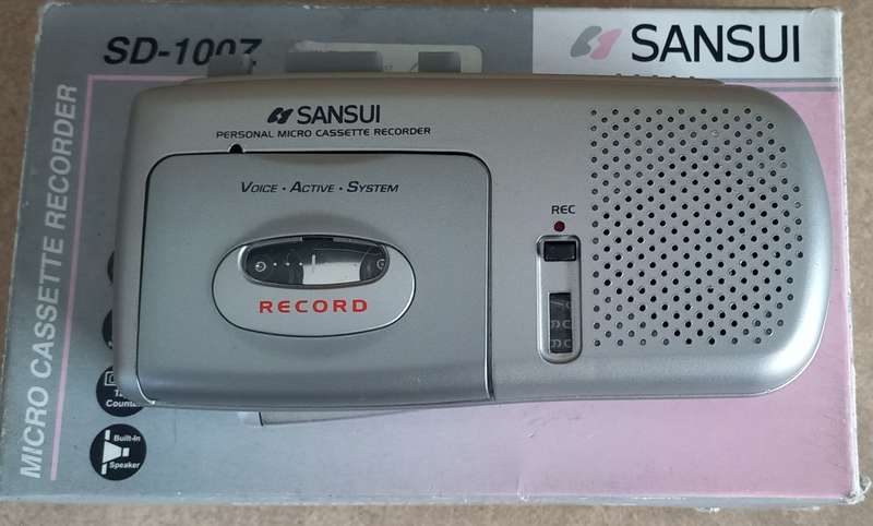 Sansui SD-100Z Personal Micro Cassette Recorder