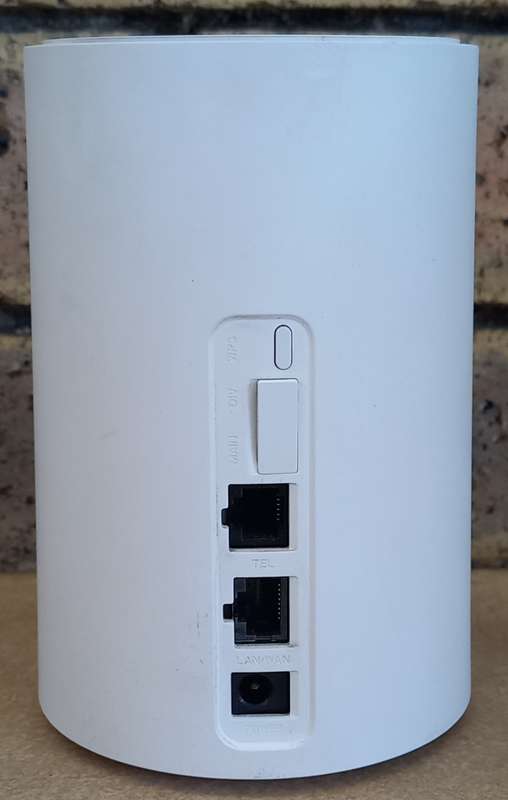 ALCATEL HH72 LinkHub LTE WiFi Router Cat 7 Home Station