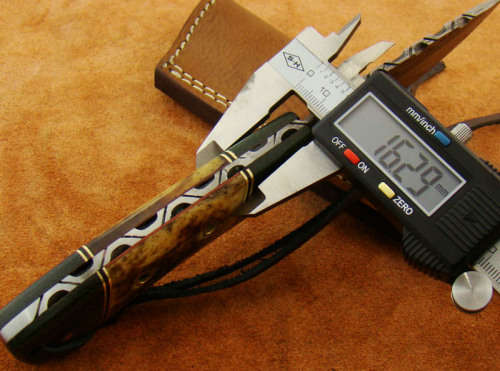 Hand Made Damascus Steel Knife