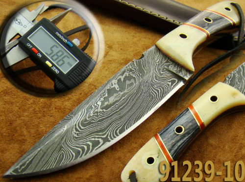 Hand Made Damascus Steel Knife