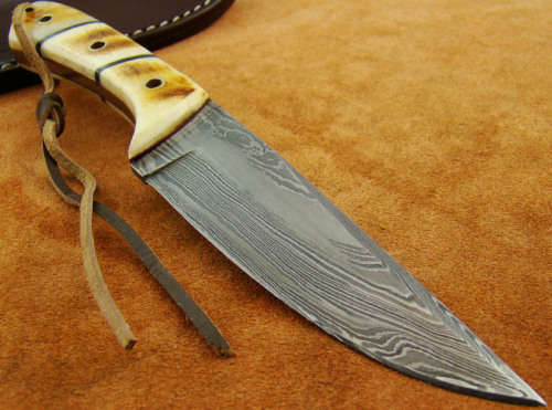 Hand Made Damascus Steel Knife