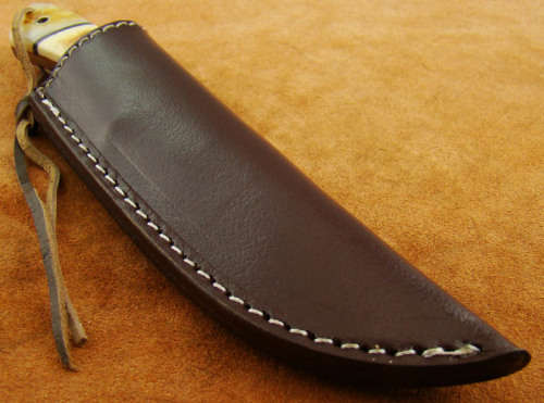 Hand Made Damascus Steel Knife