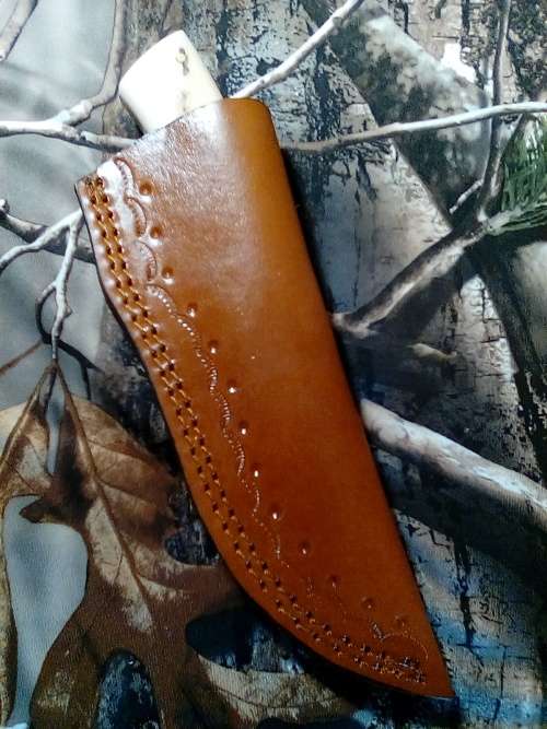 Hand Made Damascus Steel Knife-RARE FEATHER PATTERN DAMASCUS STEEL BLADE