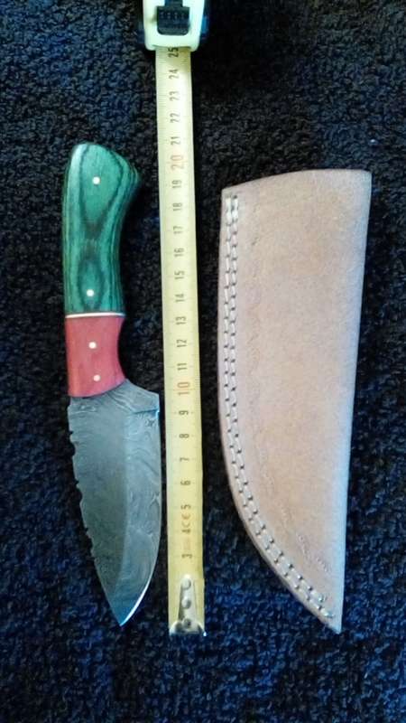 Hand Made Damascus Steel Knife