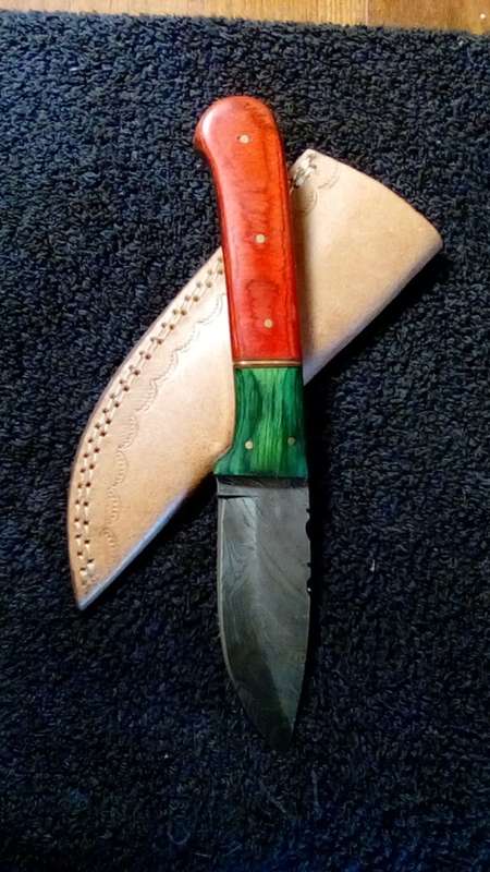 Hand Made Damascus Steel Knife