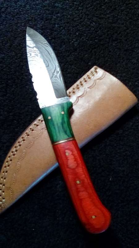 Hand Made Damascus Steel Knife