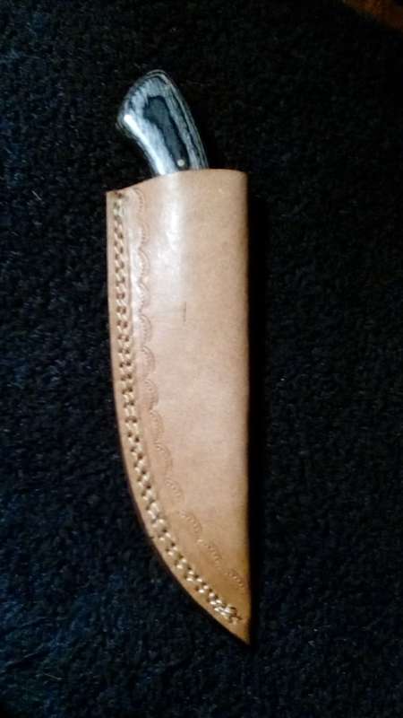 Hand Made Damascus Steel Knife