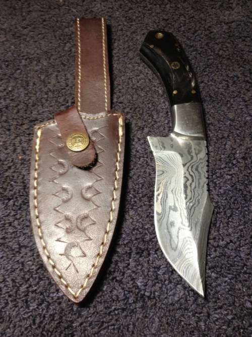 Hand Made Damascus Steel Skinning Knife-CHECKOUT THE BLADE PATTERN
