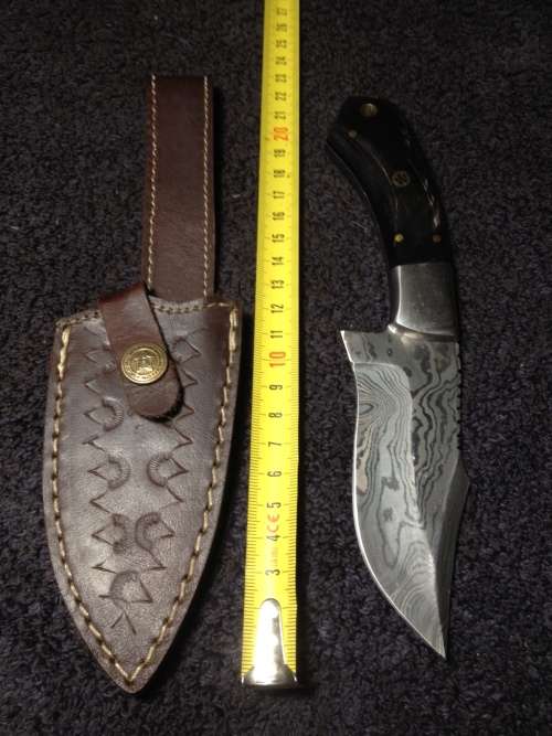 Hand Made Damascus Steel Skinning Knife-CHECKOUT THE BLADE PATTERN