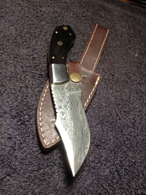 Hand Made Damascus Steel Skinning Knife-CHECKOUT THE BLADE PATTERN