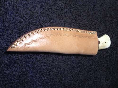 Hand Made Damascus Steel Knife