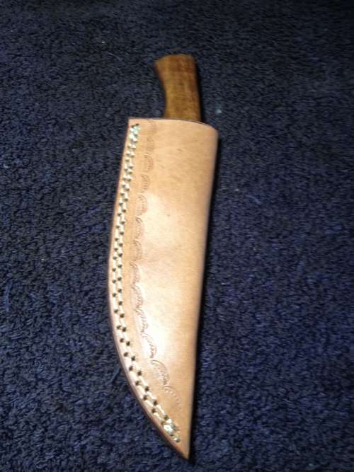 Hand Made Damascus Steel Knife