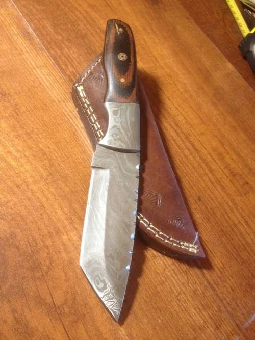 Hand Made Damascus Steel Hunting Knife-NO RESERVE AUCTION !!!
