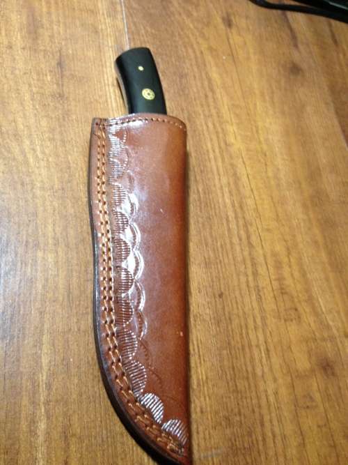 Hand Made Damascus Steel Hunting Knife-NO RESERVE AUCTION !!!