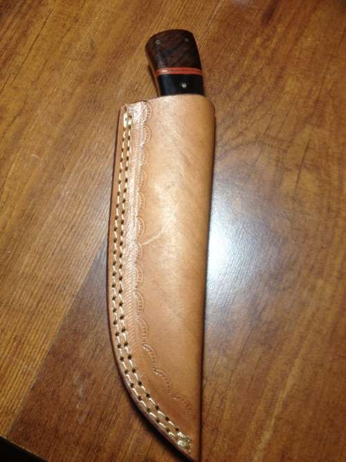 Hand Made Damascus Steel Hunting Knife-NO RESERVE AUCTION !!!