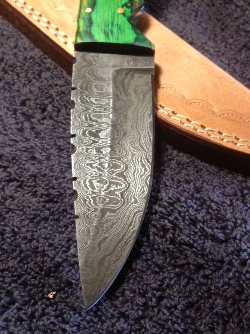Hand Made Damascus Steel Hunting Knife-NO RESERVE AUCTION !!!