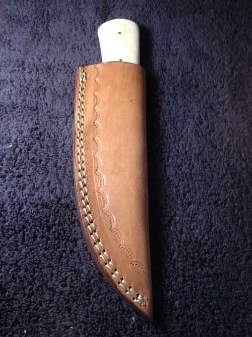 Hand Made Damascus Steel Hunting Knife-NO RESERVE AUCTION !!!