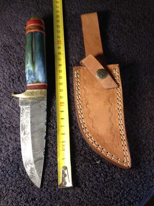 Hand Made Damascus Steel Hunting Knife-NO RESERVE AUCTION !!!
