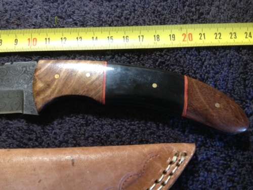 Hand Made Damascus Steel Hunting Knife-NO RESERVE AUCTION !!!