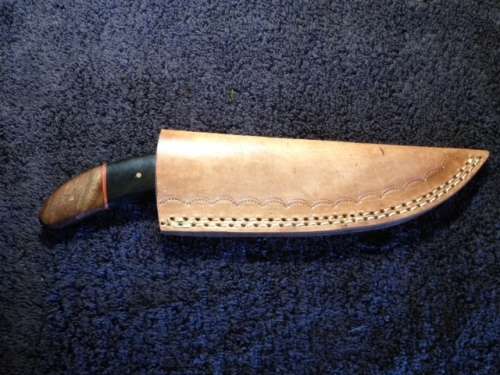 Hand Made Damascus Steel Hunting Knife-NO RESERVE AUCTION !!!