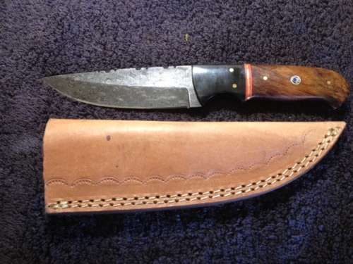 Hand Made Damascus Steel Hunting Knife-NO RESERVE AUCTION !!!