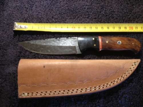 Hand Made Damascus Steel Hunting Knife-NO RESERVE AUCTION !!!