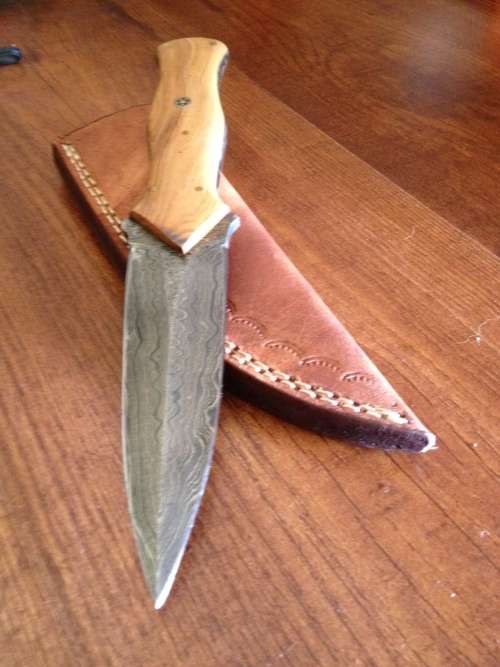 Hand Made Damascus Steel Dagger-NO RESERVE AUCTION