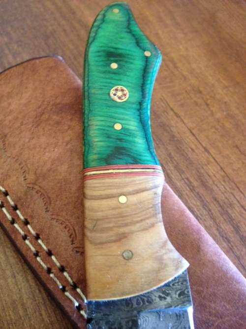 Hand Made Damascus Steel Hunting Knife-NO RESERVE AUCTION !!!