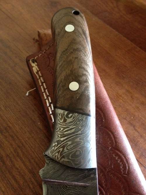 Hand Made Damascus Steel Hunting Knife-NO RESERVE AUCTION !!!