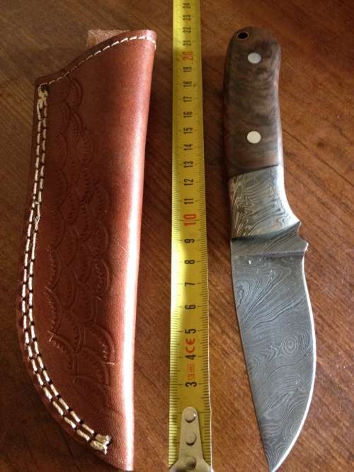 Hand Made Damascus Steel Hunting Knife-NO RESERVE AUCTION !!!