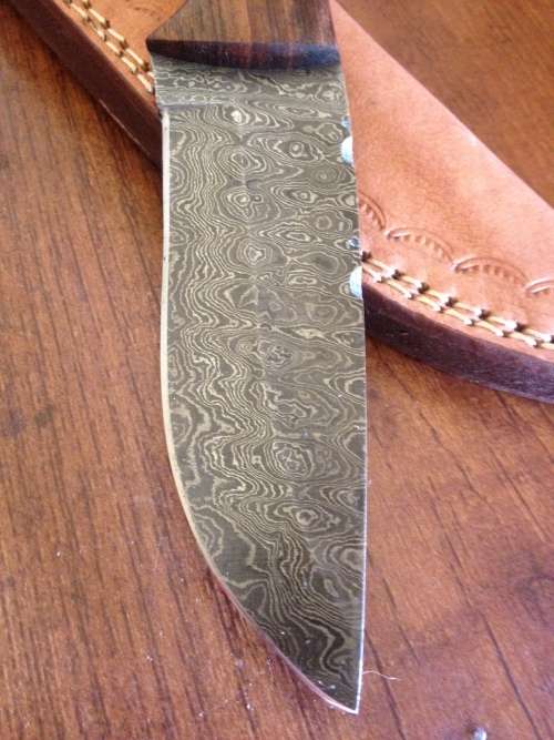 Hand Made Damascus Steel Hunting Knife-NO RESERVE AUCTION !!!