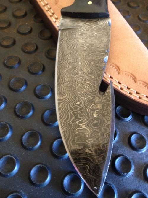 Handmade Damascus Steel Hunting Knife