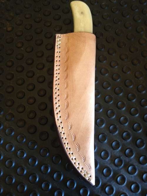 Handmade Damascus Steel Hunting Knife