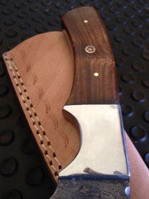Handmade Damascus Steel Hunting Knife