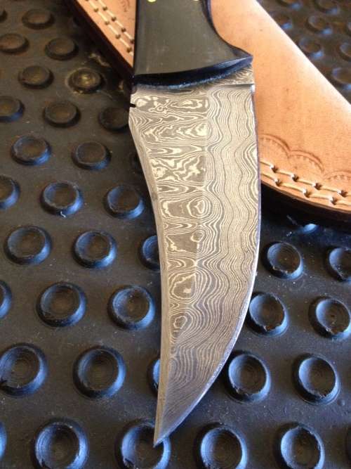 Handmade Damascus Steel Hunting Knife !!!