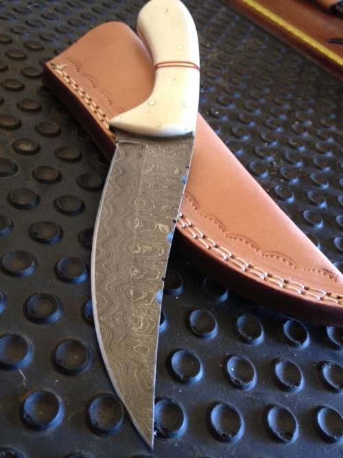 Handmade Damascus Steel Hunting Knife !!!