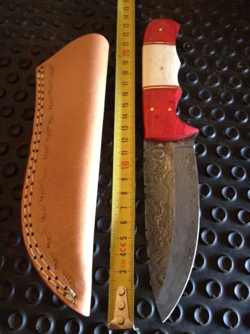 HANDMADE DAMASCUS STEEL HUNTING KNIFE !!!
