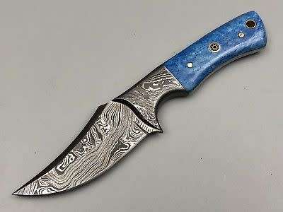 SMALL HANDMADE DAMASCUS STEEL SKINNING KNIFE !!!