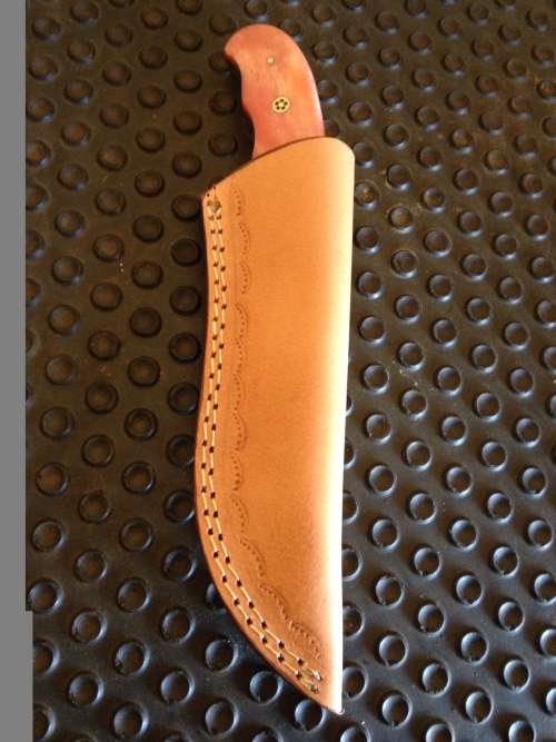 HANDMADE DAMASCUS STEEL HUNTING KNIFE !!!