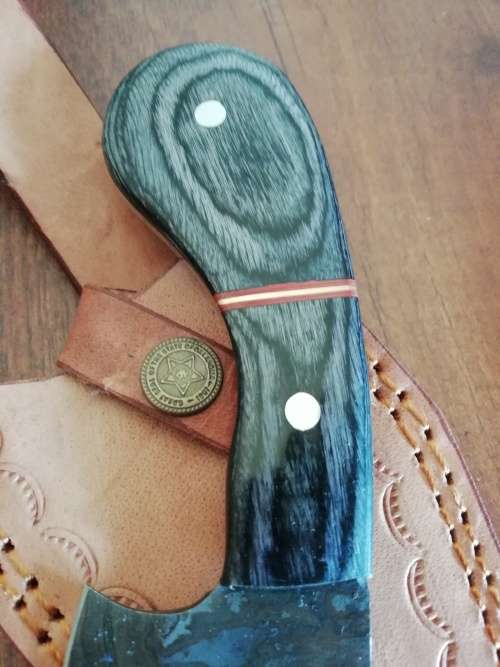 HANDMADE DAMASCUS STEEL SKINNING KNIFE !!!