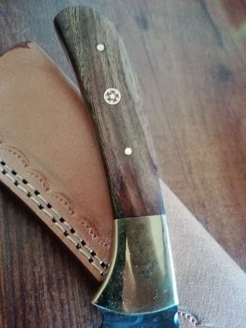 HANDMADE DAMASCUS STEEL HUNTING KNIFE !!!