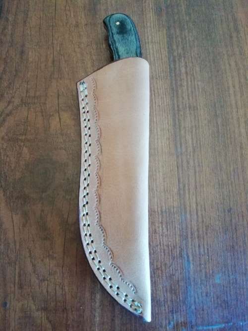 HANDMADE DAMASCUS STEEL HUNTING KNIFE !!!