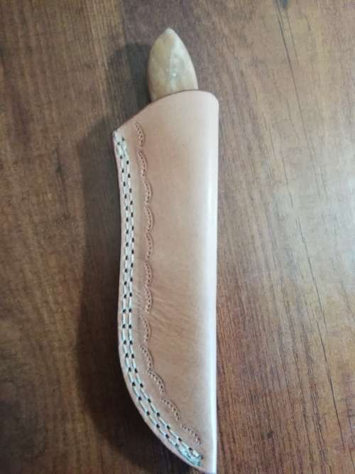 HANDMADE DAMASCUS STEEL HUNTING KNIFE !!!