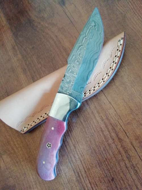 HANDMADE DAMASCUS STEEL HUNTING KNIFE !!!