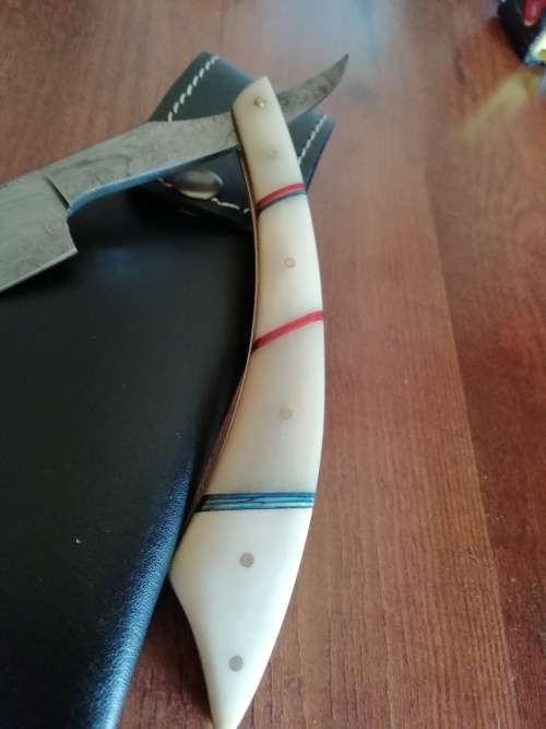 HANDMADE DAMASCUS STEEL CUT THROAT RAZOR !!!