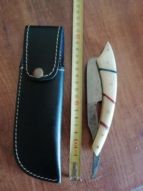 HANDMADE DAMASCUS STEEL CUT THROAT RAZOR !!!