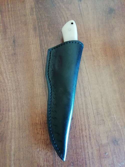 HANDMADE DAMASCUS STEEL HUNTING KNIFE !!!