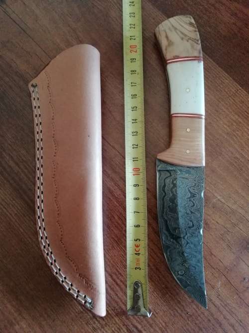 HANDMADE DAMASCUS STEEL HUNTING KNIFE