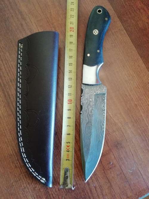 HANDMADE DAMASCUS STEEL HUNTING KNIFE !!!